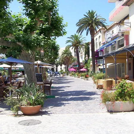 T2 Rue Pietonne Le Lavandou Climatise Exterior photo