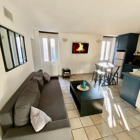 T2 Rue Pietonne Le Lavandou Climatise Exterior photo