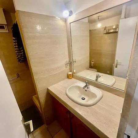 T2 Rue Pietonne Le Lavandou Climatise Exterior photo