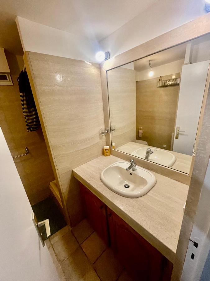 Apartment T2 Rue Pietonne Climatise *